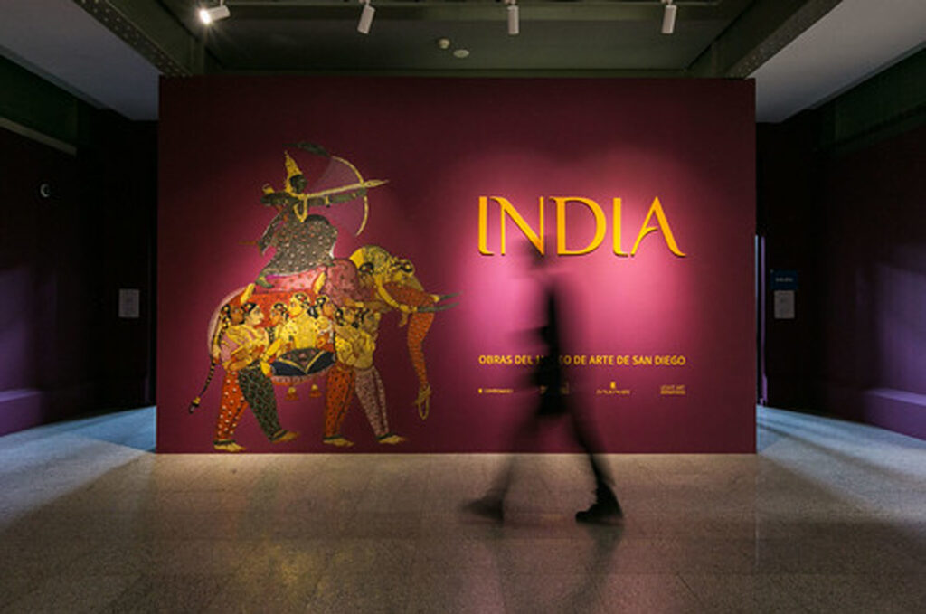 India. Pinturas del San Diego Museum of Art Light Art Exhibitions